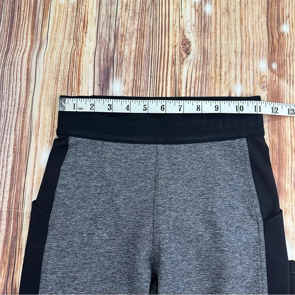 Lululemon Athletica Box It Out Tight Heathered Black / Black Leggings Size 4
